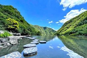 九公山陵园：山水相伴的永恒之境